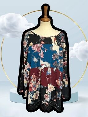 🌈 Lovely Floral Crane Patchwork Tunic Top